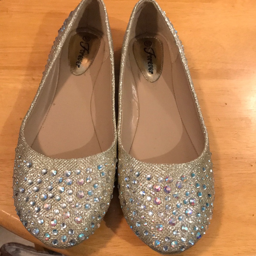 Flat shoes - Picture 3 of 3